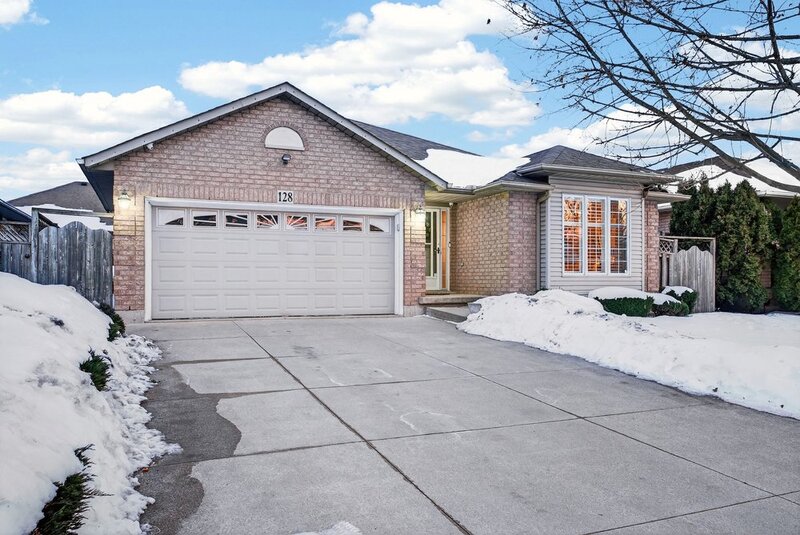 22 Merritt Cres, Grimsby